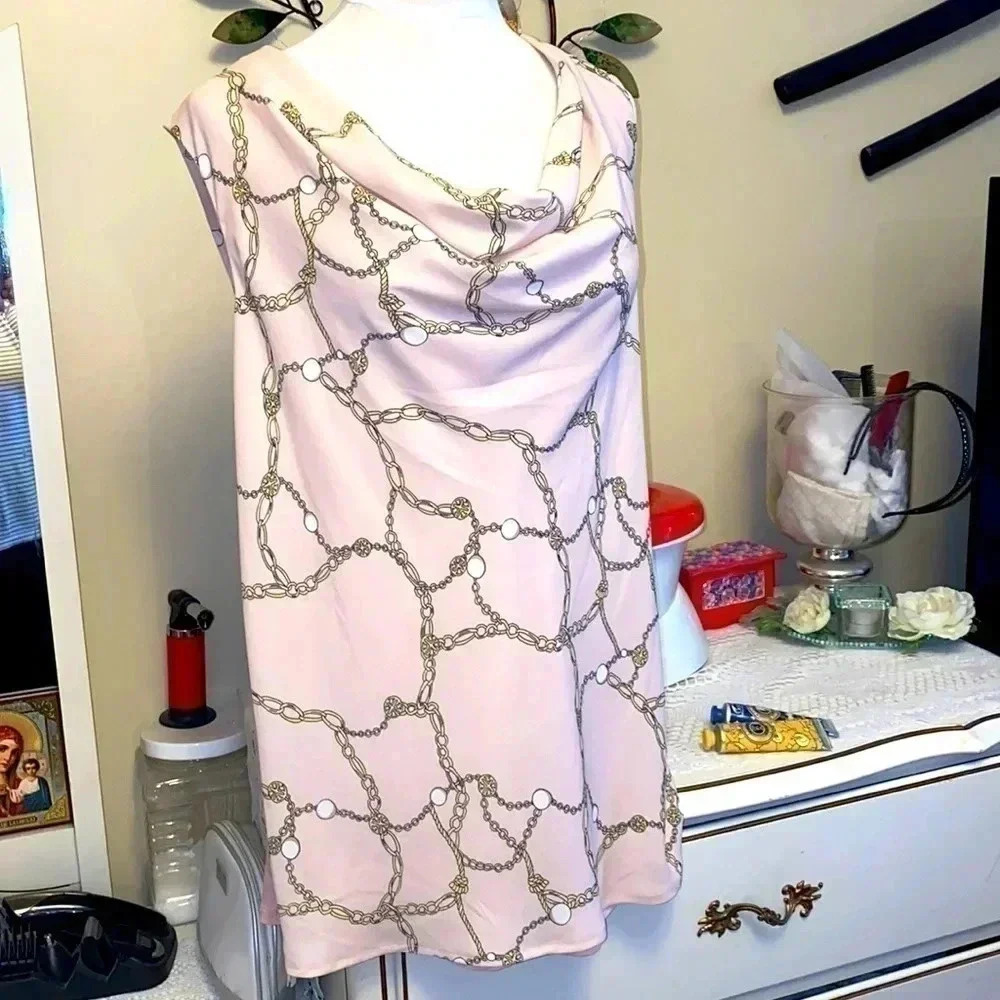 Le Chateau Cute Pink blouse for spring & summer season